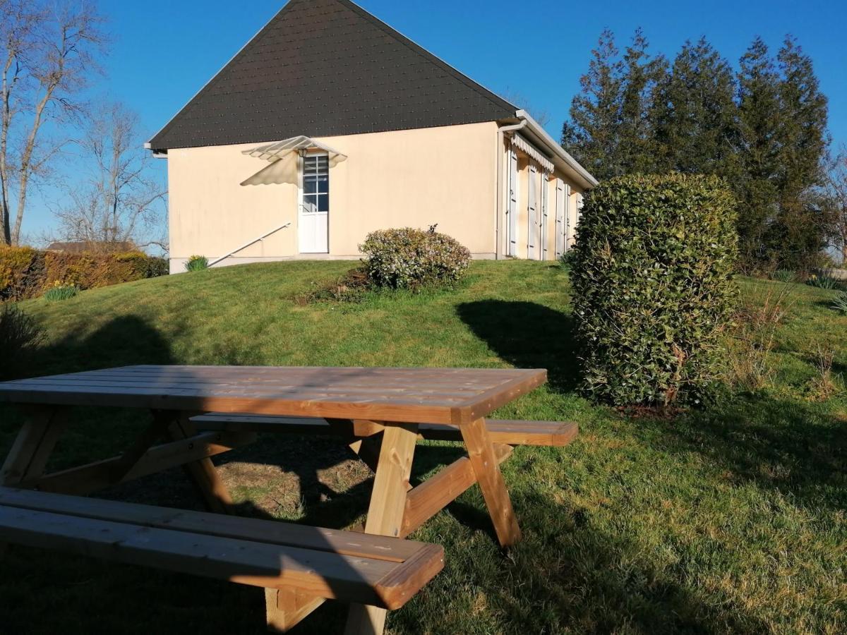 Campagne Proche Bayeux Et Plages Du Debarquement. Crouay Exteriör bild